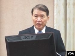 台湾国防部长高广圻（美国之音张永泰拍摄）