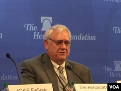 国际与战略研究中心总裁兼首席执行官何幕礼