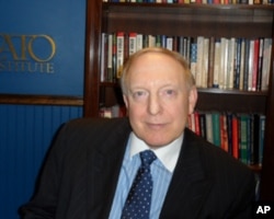 卡托研究所中国问题专家多恩