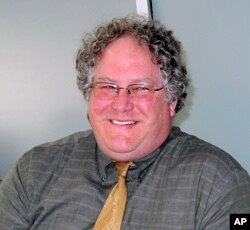 南加大美国学院副院长杜克雷