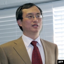 中国青年政治学院教授陈生洛