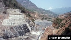 Đập thủy điện Nam Ou ở Lào khi còn đang được công ty Trung Quốc xây dựng. Dự án này là một phần trong Sáng kiến ​​Vành đai và Con đường của Trung Quốc.