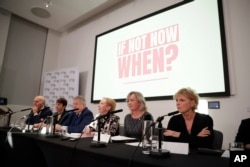 Višepartijska grupa članova parlamenta prisustvuje konferenciji za štampu pozivajući na drugi rerefendum o članstvu Velike Britanije u Evropskoj uniji, u Londonu, Velika Britanij, 11. decembra 2018.