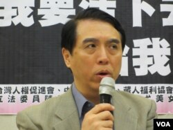 执政党国民党立委陈学圣(美国之音张永泰拍摄)