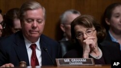 Predsjedavajući senatskog odbora za pravosuđe Lindsay Graham i demokratska senatorka Dianne Feinstein iz Kalifornije.