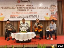 Bawaslu menyatakan telah menyiapkan dokumen dan data-data untuk menghadapi gugatan Prabowo-Sandi di MK. (VOA/Rio Tuasikal)