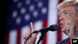 도널드 트럼프 공화당 대통령 후보가 31일 미시간주 그랜드래피즈에서 유세하고 있다.