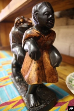 Donkor also sells original works of art from Ghana