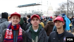 Young Trump supporters await Donald Trump's inauguration as the 45th president of the United States, Jan. 20, 2017. (Photo: B. Allen / VOA)
