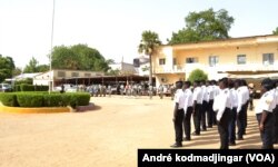 Les locaux du commissariat central de N'Djamena, au Tchad, le 7 juin 2017. (VOA/André kodmadjingar)