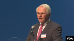 크리스토퍼 힐 주세르비아 미국대사