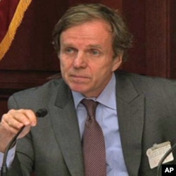 迈克尔•波斯纳助卿