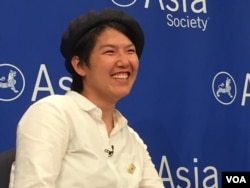 李婷婷现身纽约一项女权主义讨论会 (美国之音方冰拍摄)