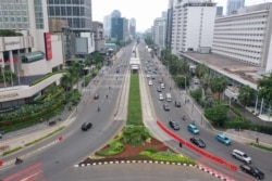 Pemberlakukan PSBB terkait Covid-19 membuat kawasan bisnis dan hotel di Jakarta ikut terpukul akibat sepinya pelanggan (foto: ilustrasi).