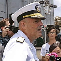 海军少将罗伯特.吉里耶