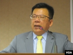 台湾执政党民进党立委李俊俋(美国之音张永泰拍摄)