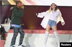 مایلی سایروس و فارل ویلیامز