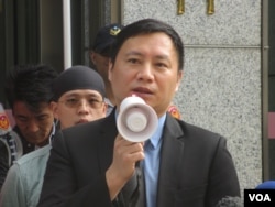 天安门六四学运领袖王丹（美国之音张永泰拍摄）