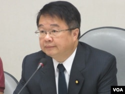 民进党立法院党团干事长吴秉叡说