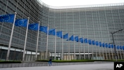 نمایی از ساختمان کمیسیون اروپا در شهر بروکسل، پایتخت بلژیک - آرشیو