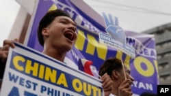 ປະ​ຊາ​ຊົນ​ປະ​ທ້ວງເພື່ອ​ຂັບ​ໄລ່ ຈີນ ອ​ອກ​ຈາກ​ທະ​ເລ​ຈີ​ນ​ໃຕ້.