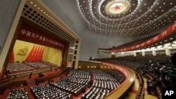 Suasana kongres nasional partai komunis China ke-18 tahun 2012, dalam era kepemimpinan Presiden Hu Jintao (Foto: dok). Partai Komunis China telah memecat Mantan ketua partai komunis China Wan Qinglian atas tuduhan melakukan tindak korupsi.