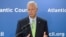 Senator Ron Džonson govori u Atlantskom savjetu (26. septembar 2017. )