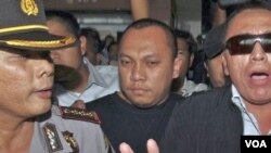 Terdakwa kasus mafia pajak, Gayus Halomoan Pertahanan Tambunan (foto: dok).