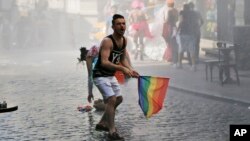 رژه دگرباشان در ترکیه