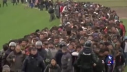 移民大量滞留巴尔干 天冷下雨处境更糟