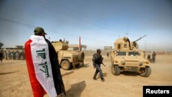 美国国防部长卡特说，他预期在伊拉克和叙利亚的打击“伊斯兰国”组织的两大据点之战大概将会有重叠