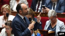 Le Premier ministre français Edouard Philippe s'adresse aux députés lors d'une séance de questions au gouvernement à l'Assemblée nationale française à Paris, le 12 juin 2018 (AFP PHOTO / Alain JOCARD).