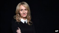 جی کی رولینگ خالق داستان های هری پاتر