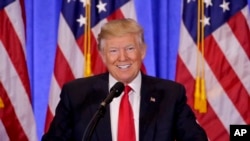 Le président élu des Etats-Unis Donald Trump lors de sa première conférence de presse officielle , 11 janvier 2017.