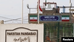 巴基斯坦为防范新冠疫情关闭了与伊朗的边界。（2020年2月25日）