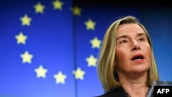 페데리카 모게리니 유럽연합 외교안보고위대표가 17일 벨기에 브뤼셀 유럽연합 본부에서 열린 기자회견에서 발언하고 있다.