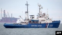 러시아 국경수비대 경비정이 연안 순찰 활동을 하고 있다. (자료사진)