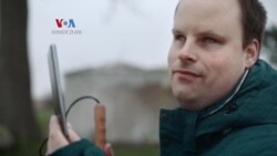 Aplikasi Bantuan Visual Bagi Tunanetra