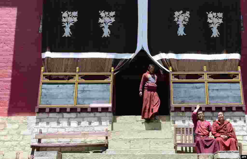 Nepalese Buddhist monks gather at Tengboche Monastery in Tengboche some 300 kms northeast of Kathmandu.