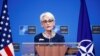 Wakil Menteri Luar Negeri AS Wendy Sherman dalam konferensi pers di markas besar NATO di Brussels, Belgia, 12 Januari 2022. (REUTERS/Johanna Geron)