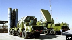 Sistem rudal anti-pesawat S-300 buatan Rusia yang rencananya akan dikirim untuk membantu rezim pemerintahan Suriah. (Foto: Dok)