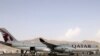Un avion transportant le vice-Premier ministre et ministre des Affaires étrangères du Qatar Mohammed bin Abdulrahman al-Thani est à l'aéroport de Kaboul le 12 septembre 2021. (Photo Karim SAHIB / AFP)
