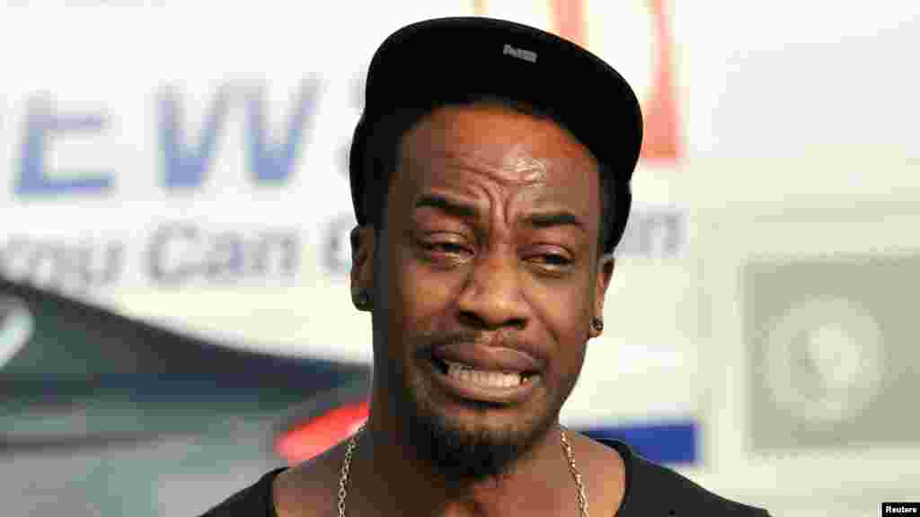 በዩናይትድ ስቴትስ ፍሎሪዳ ክፍለ-ግዛት ኦርላንዶ ከተማ በተመሳሳይ ጾታ ክለብ ውስጥ በተካሄደ ግድያ 50 ሰዎች መሞታቸውና ሌሎች 50 መቁሰላቸው ተገለጸ።