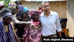 Faayilii - Prezidaantii Yunaayitid Isteetis duraanii Baraak Obaamaa akkawoo isaa wajjin