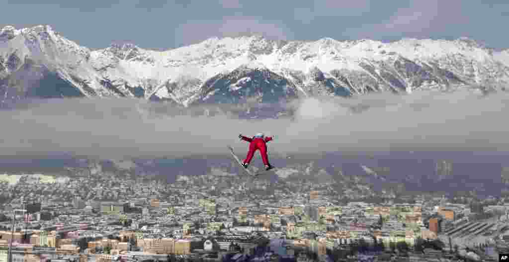 Anders&nbsp;Jacobsen of Norway soars during the trial jump at the third stage of the four hills ski jumping tournament in Innsbruck, Austria, Jan. 3, 2015.