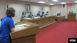 台湾立法院外交及国防委员会10月5号质询的情形