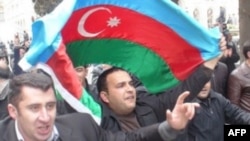 Bir qrup müxalifət fəalının məhkəməsi başlayıb