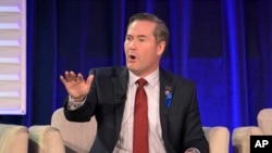 مایک والتز، عضو جمهوریخواه مجلس نمیاندگان ایالات متحده.