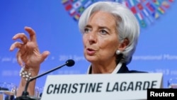 Christine Lagarde, mantan Menkeu Perancis yang kini menjabat sebagai Direktur IMF (foto: dok). IMF menyerukan agar Perancis untuk menaikkan laju reformasi ekonominya.