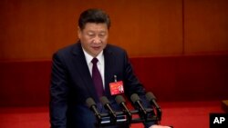 习近平在中共19大开幕式上发表讲话。（2017年10月18日）